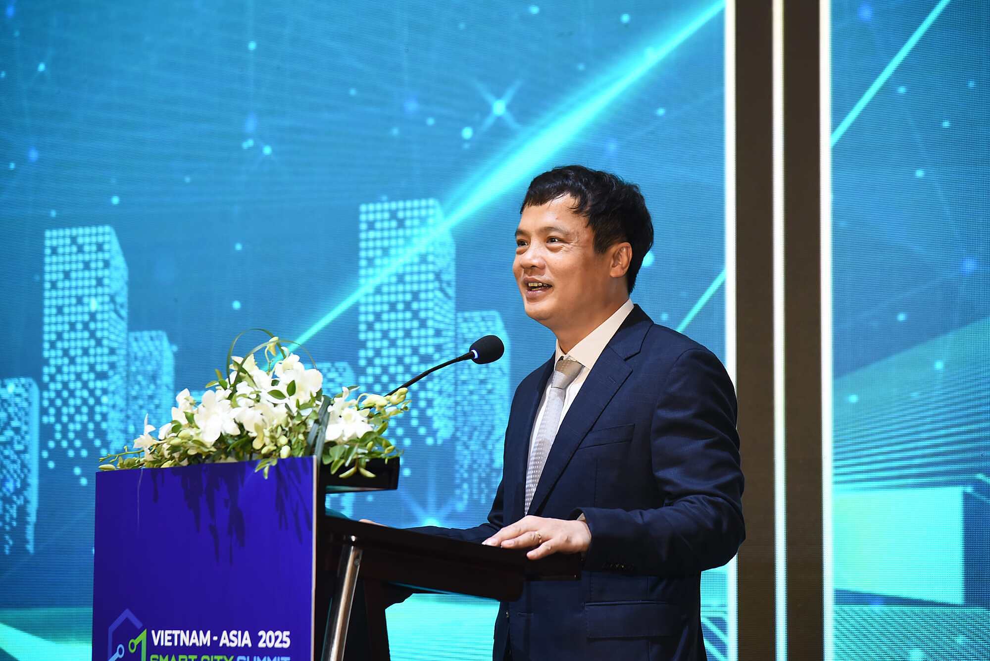 "Dữ liệu đang trở thành nền tảng cốt lõi cho quản trị đô thị và hoạt động của chính quyền số"